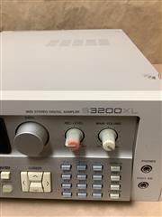 AKAI S3200XL MIDI STEREO DIGITAL SAMPLER (B33005656) | eBay